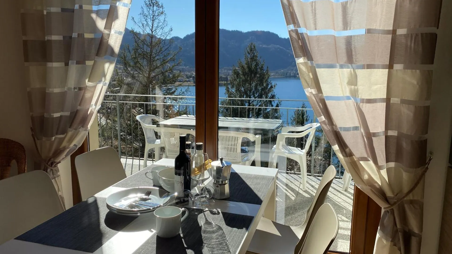 Villa Carlotta Crone
